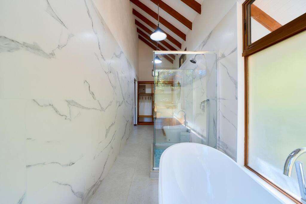 Casa Kristel - Exquisite Villa Getaway Puerto Viejo de Talamanca Εξωτερικό φωτογραφία