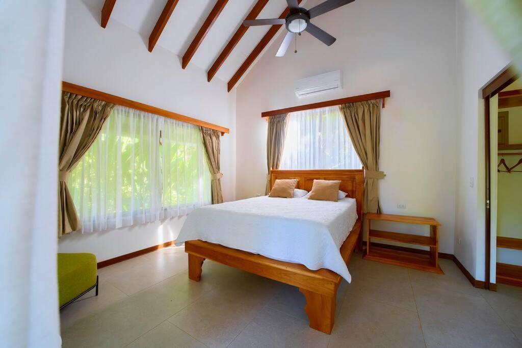 Casa Kristel - Exquisite Villa Getaway Puerto Viejo de Talamanca Εξωτερικό φωτογραφία
